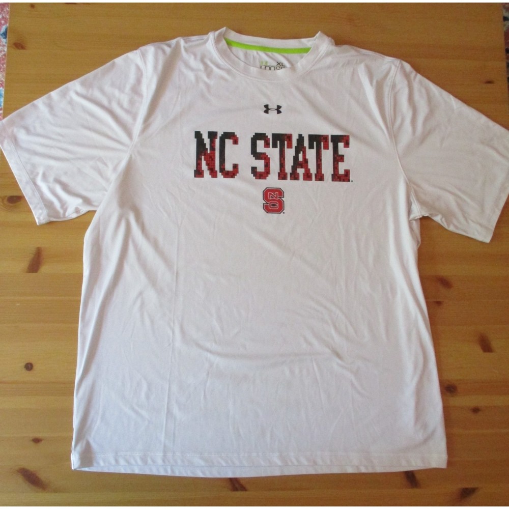 NC State Under Armour T-Shirt Men's XL White Activewear Tee Heat Gear Catalyst
